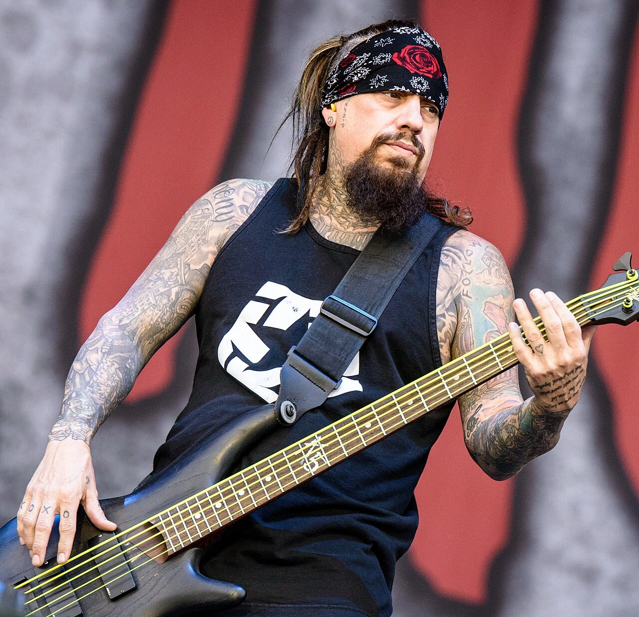 Reginald Arvizu Net Worth: Estimate, Sources, and Breakdown
