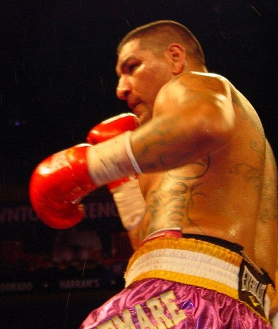 Chris Arreola Net Worth: Estimated Wealth and How It’s Calculated